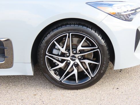 Used 2023 Kia Stinger GT-Line w/ Sun & Sound Package image 9