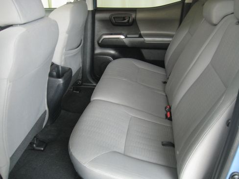 Used 2019 Toyota Tacoma SR5 image 8