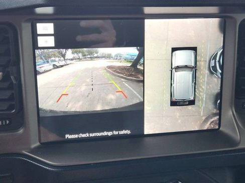 Used 2021 Ford Bronco First Edition image 6