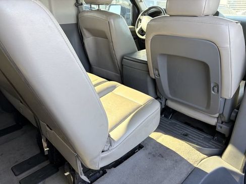 Used 2019 Nissan NV 3500 SL RWD image 9