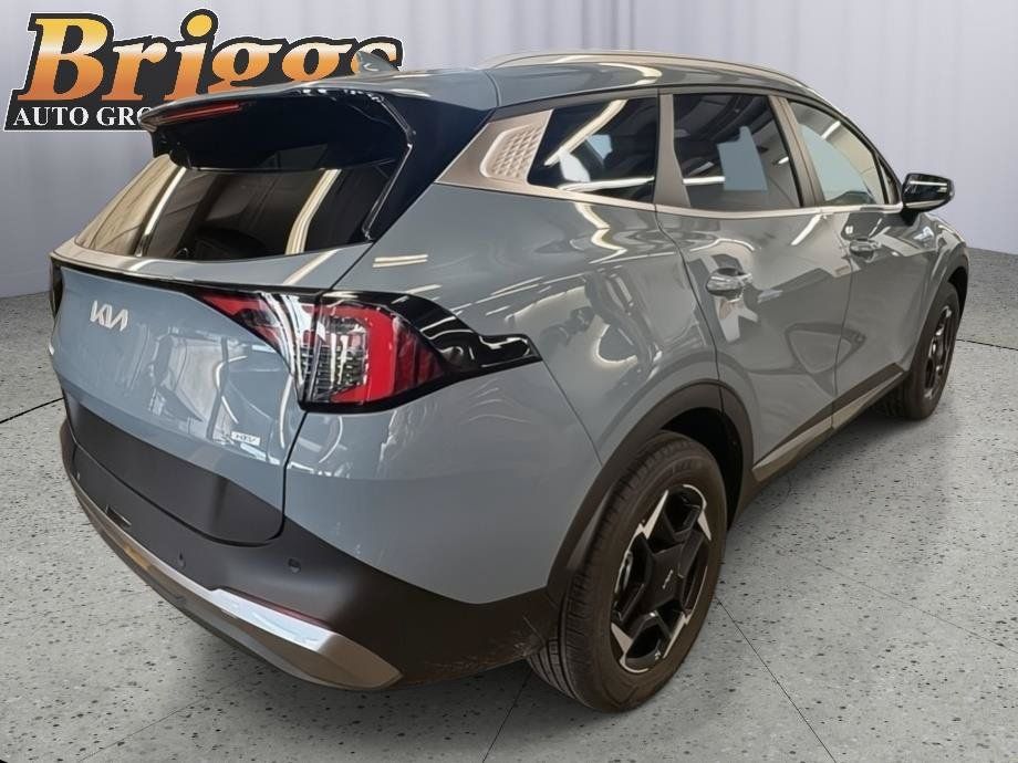 Certified 2026 Kia Sportage EX AWD/4WD image 7
