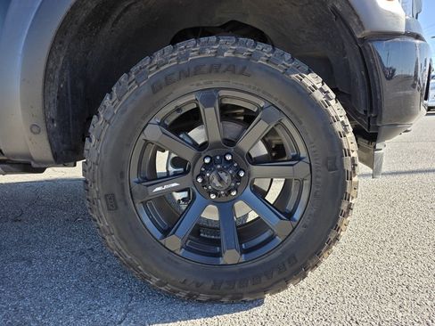 Used 2019 Ford F150 Lariat w/ Equipment Group 502A Luxury image 30