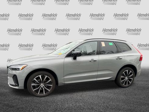 Certified 2025 Volvo XC60 B5 Plus image 10