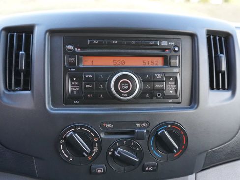 Used 2017 Nissan NV200 S w/ Cruise Control Package image 13