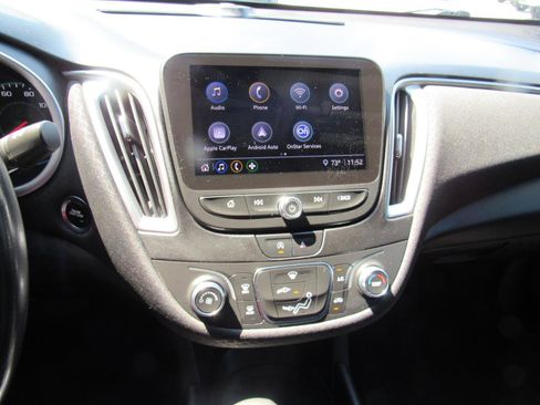 Used 2021 Chevrolet Malibu RS FWD image 25