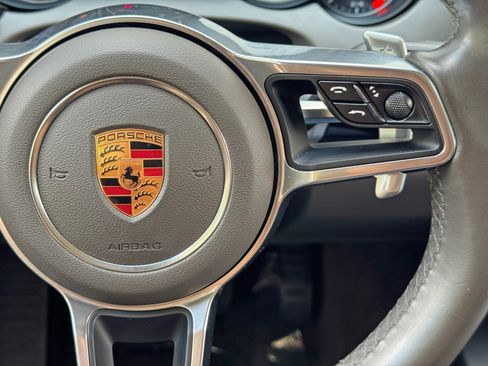 Used 2017 Porsche Cayenne Platinum Edition AWD/4WD image 22