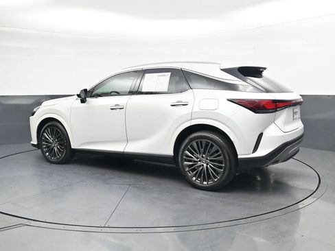 Used 2023 Lexus RX 350 w/ Accessory Package (2T) AWD/4WD image 12