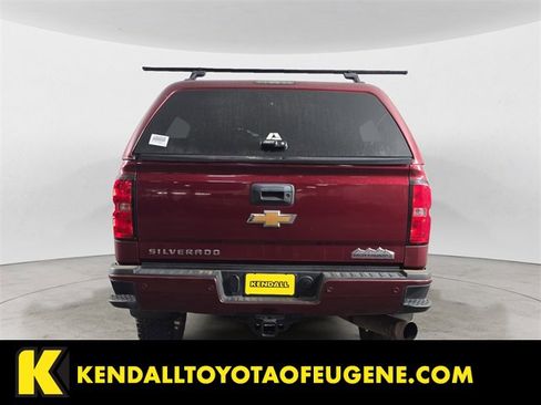 Used 2015 Chevrolet Silverado 2500 High Country image 4