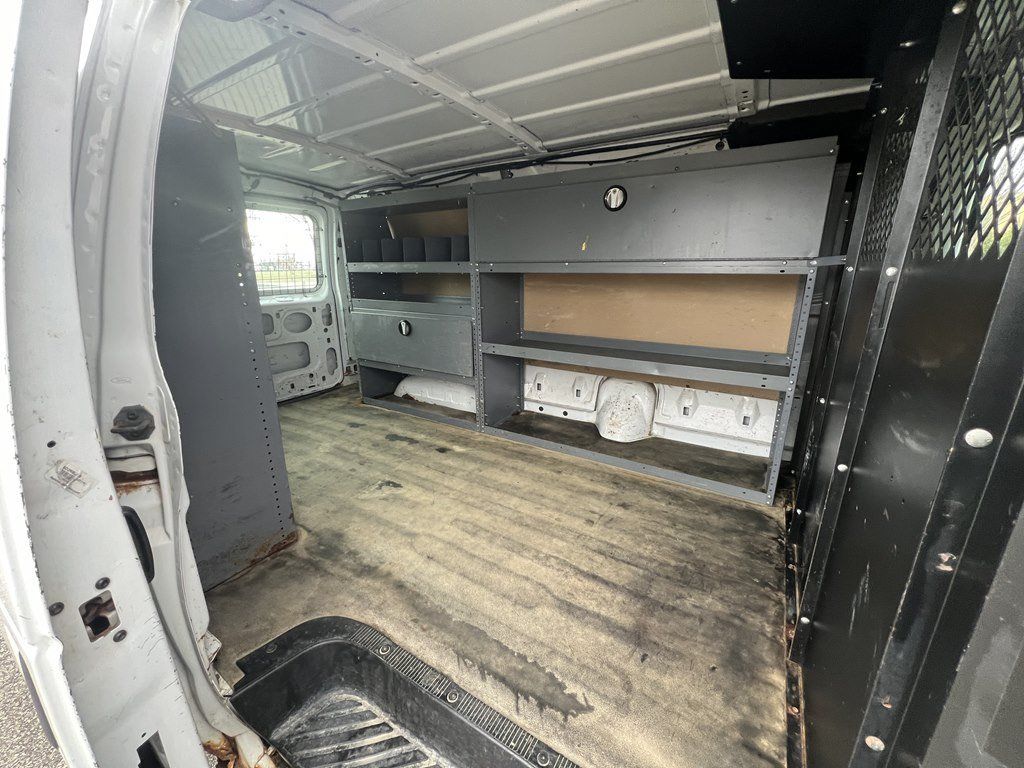 Used 2013 Ford E-250 and Econoline 250 RWD image 12