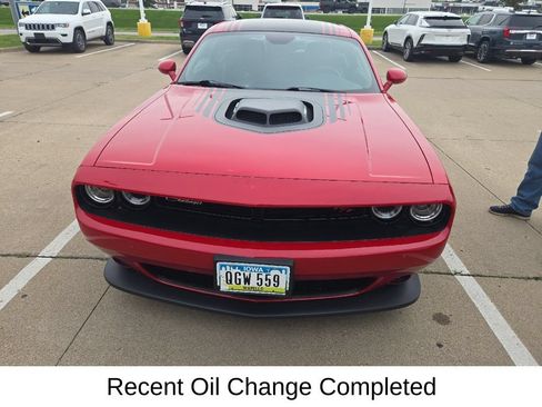 Used 2017 Dodge Challenger R/T Scat Pack RWD image 8