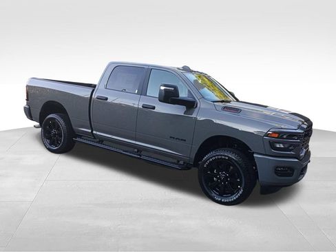 Used 2026 RAM 3500 Big Horn AWD/4WD image 7