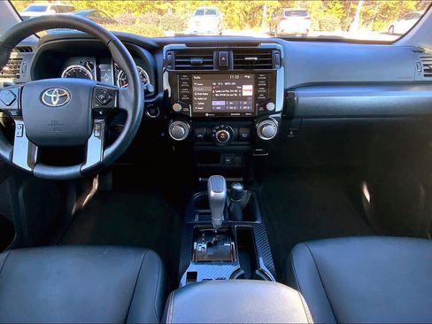 Used 2024 Toyota 4Runner TRD Off-Road Premium image 15