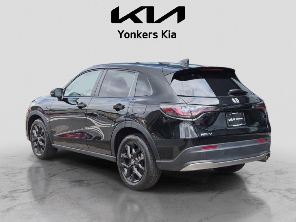 Used 2024 Honda HR-V Sport image 8