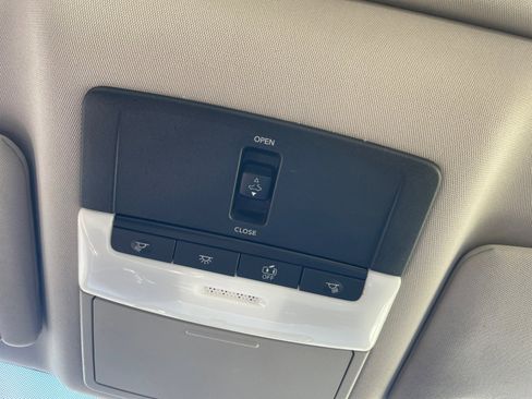 Used 2019 Nissan Altima 2.5 SR w/ SR Premium Package image 27