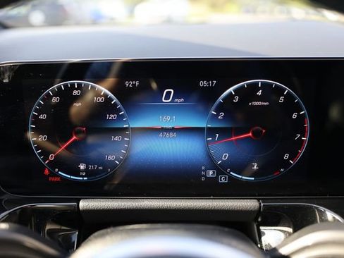 Used 2022 Mercedes-Benz GLA 250 4MATIC image 20