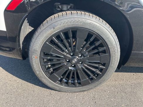 Used 2024 Hyundai Santa Fe Calligraphy image 9