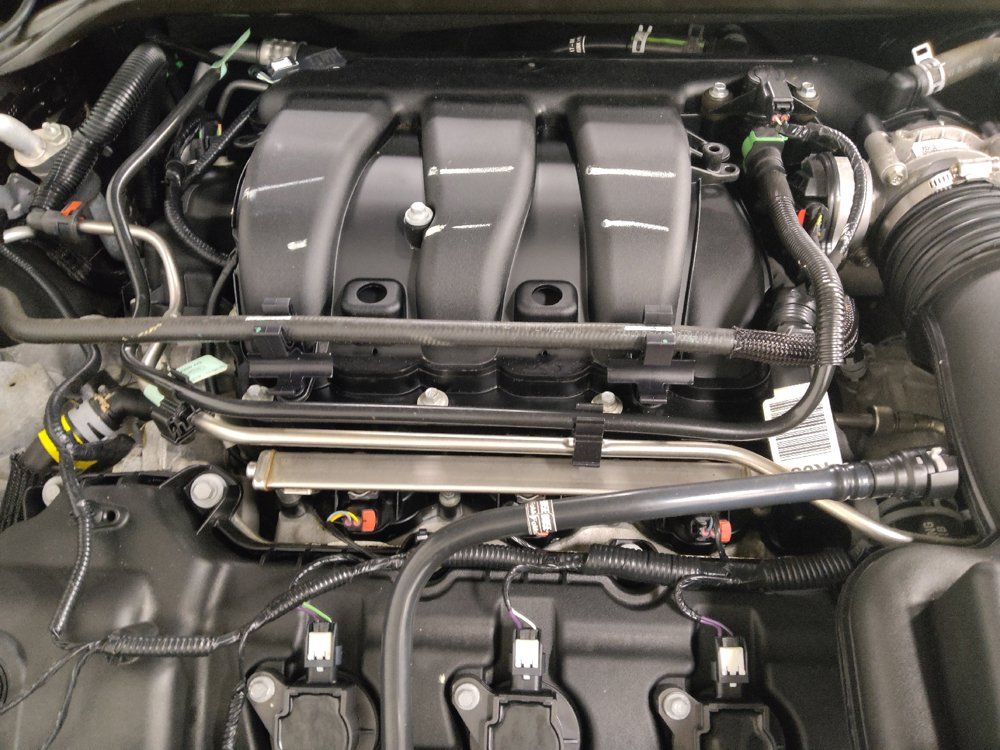 Used 2018 Ford Taurus SEL w/ Equipment Group 201A FWD image 30