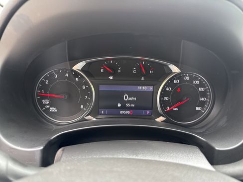 Used 2023 GMC Terrain SLT AWD/4WD image 26