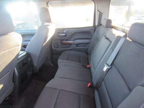 Used 2018 GMC Sierra 1500 SLE image 25