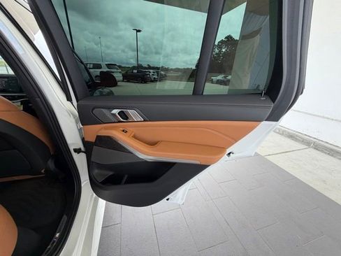 Certified 2024 BMW X5 sDrive40i w/ M Sport Package RWD image 36