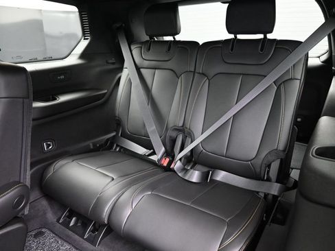 New 2026 Jeep Grand Cherokee L Limited AWD/4WD image 28