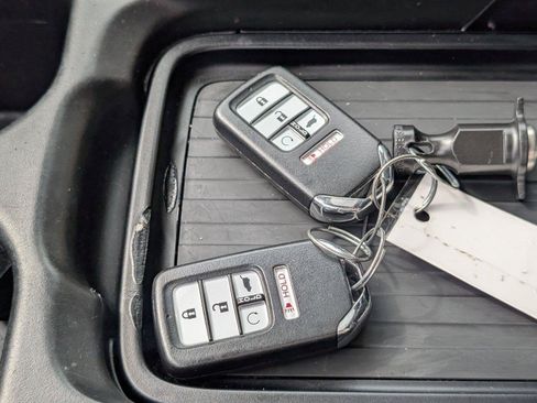 Used 2020 Honda CR-V EX-L image 16