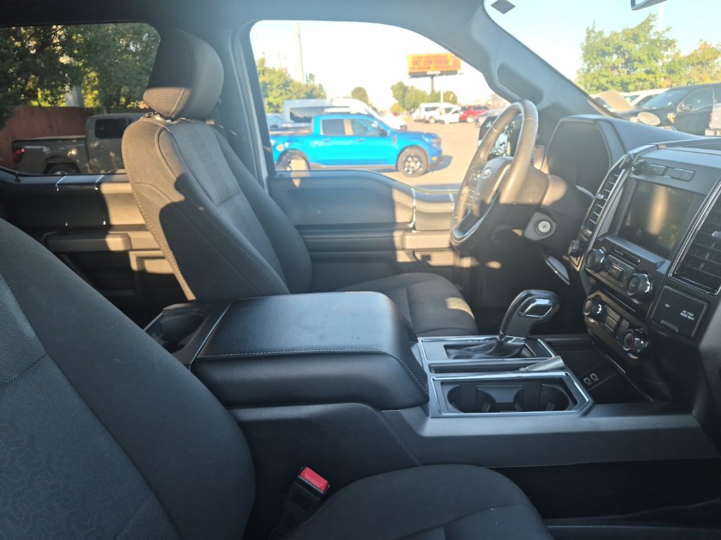 Used 2018 Ford F150 XLT w/ Equipment Group 302A Luxury AWD/4WD image 32