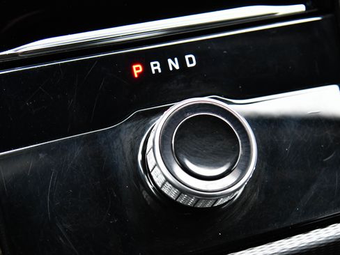 Used 2023 Jeep Grand Cherokee L Laredo image 27