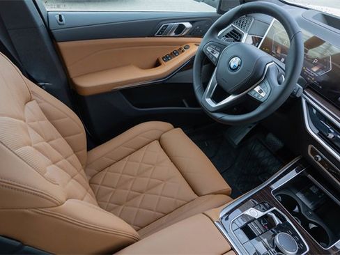 New 2026 BMW X5 xDrive50e w/ Climate Comfort Package image 23