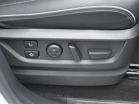 Used 2025 INFINITI QX80 Sensory image 47