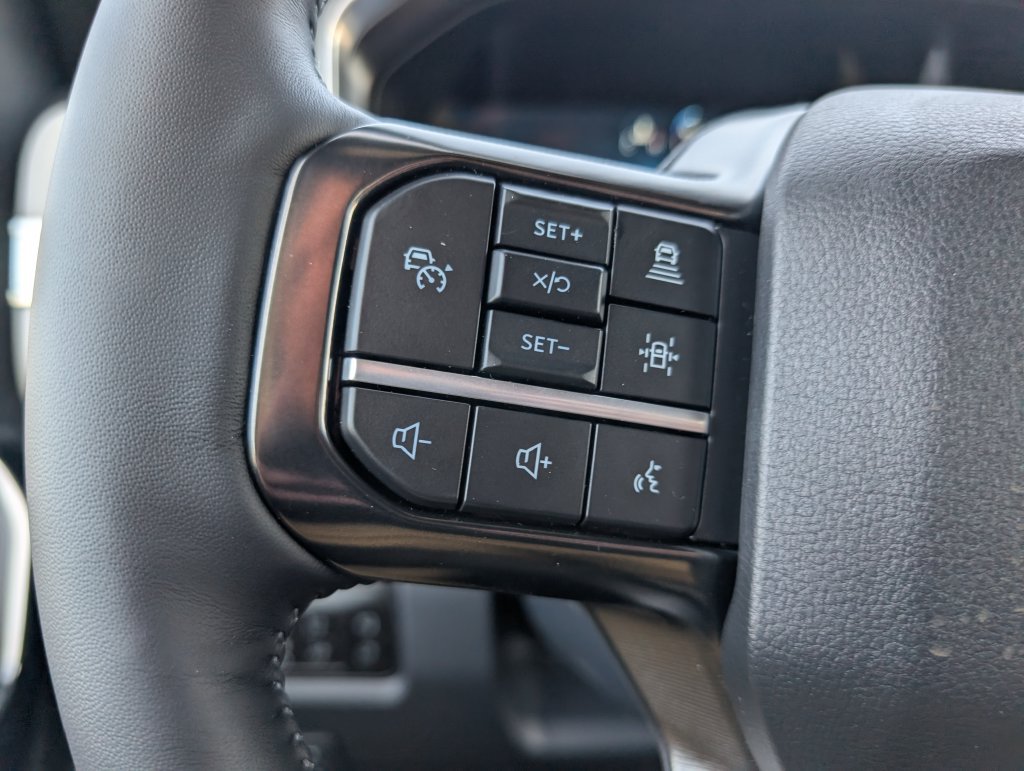 New 2026 Ford F250 Platinum AWD/4WD image 10