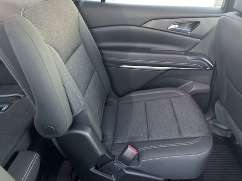 New 2025 Chevrolet Traverse LT w/ Midnight/Sport Edition image 43