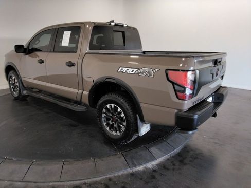 Used 2023 Nissan Titan PRO-4X w/ Pro-4x Convenience Package image 8