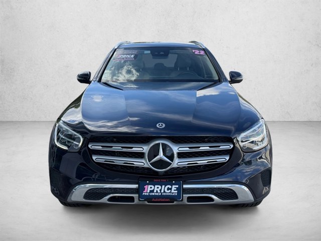 Used 2022 Mercedes-Benz GLC 300 image 2