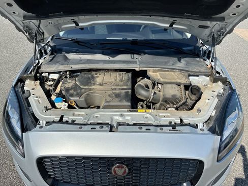 Used 2020 Jaguar E-PACE SE AWD/4WD image 31