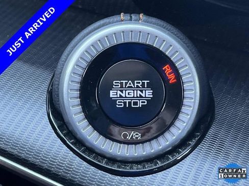 Certified 2024 Jeep Grand Wagoneer Series III w/ Rear Seat Video Group 1 image 40