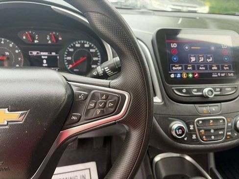 Used 2023 Chevrolet Malibu LT w/ Driver Confidence Package FWD image 16