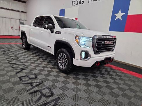 Used 2021 GMC Sierra 1500 AT4 w/ AT4 Premium Package AWD/4WD image 23
