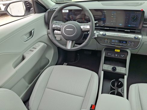 New 2026 Hyundai Kona SEL Premium AWD/4WD image 9