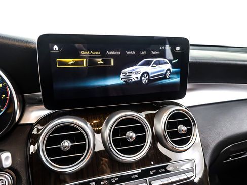 Used 2022 Mercedes-Benz GLC 300 image 20