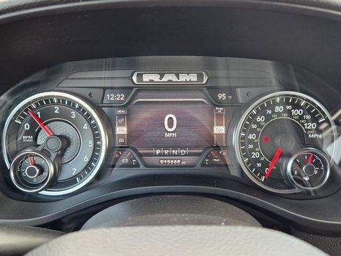 Used 2022 RAM 1500 Big Horn AWD/4WD image 34