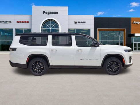 New 2026 Jeep Grand Wagoneer L Summit AWD/4WD image 7