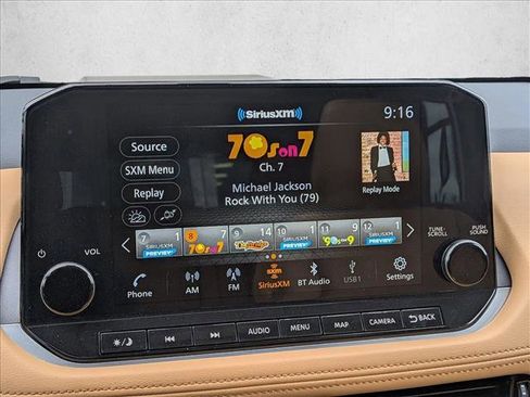 Used 2023 Nissan Rogue Platinum w/ Platinum Premium Package image 16