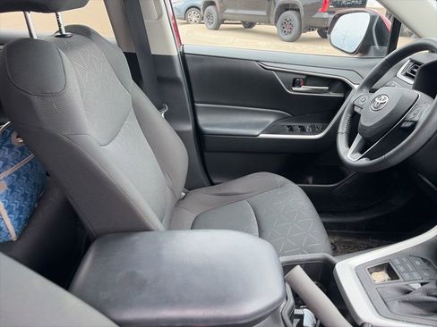 Used 2023 Toyota RAV4 XLE w/ Convenience Package AWD/4WD image 11