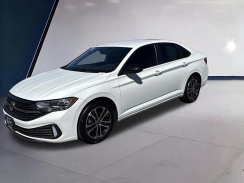 Certified 2024 Volkswagen Jetta Sport FWD image 6