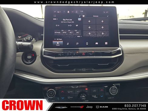 Used 2025 Jeep Compass Limited AWD/4WD image 26