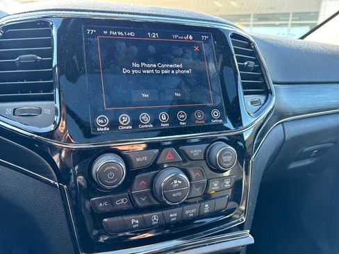 Used 2020 Jeep Grand Cherokee Limited X image 21