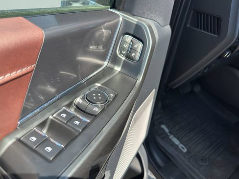 Used 2023 Ford F150 Lariat AWD/4WD image 11