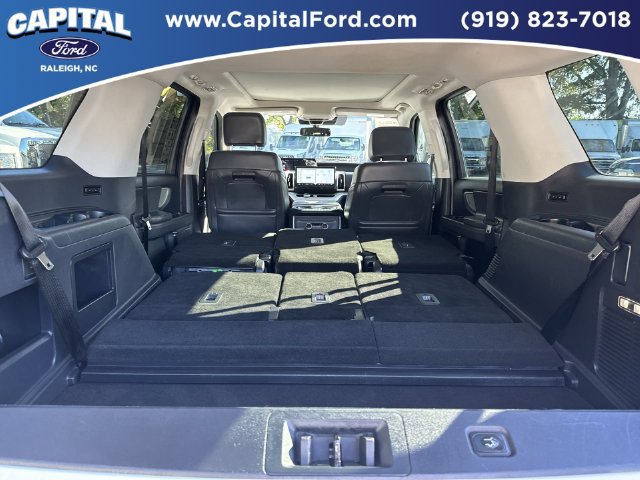 Certified 2025 Ford Expedition Active AWD/4WD image 16