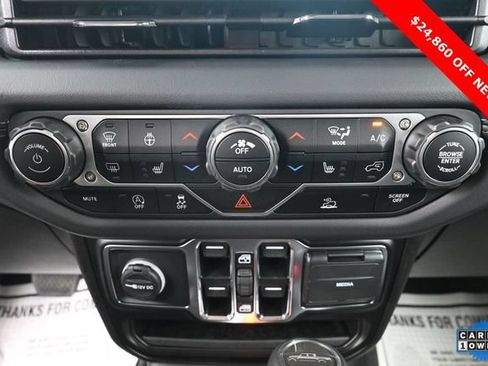 Used 2025 Jeep Gladiator Sport w/ Premium Package AWD/4WD image 26